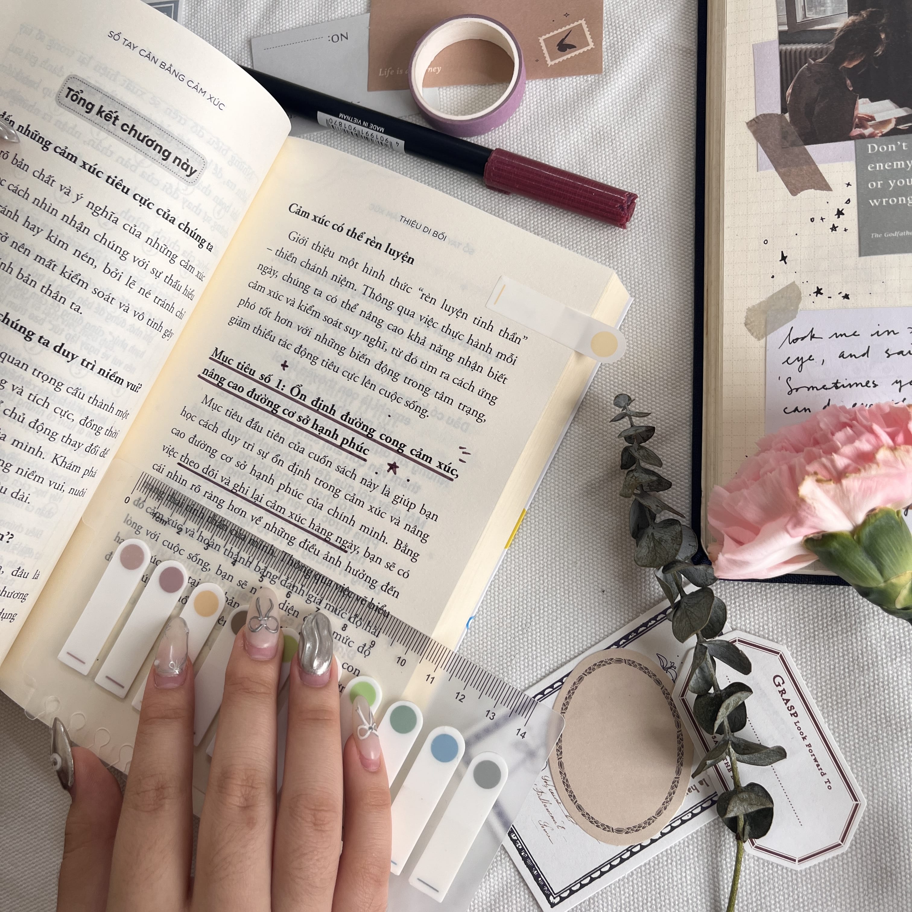 Sách Sổ Tay Cân Bằng Cảm Xúc - Rèn Luyện Tâm Trí, Chữa Lành Tâm Hồn - YMATE BOOKS