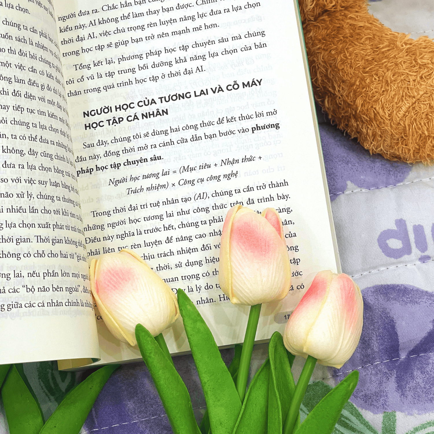 Sách Cách Mạng Học Tập Với AI - Ứng Dụng Công Nghệ Để X10 Hiệu Quả Học Tập -  YMATE Books