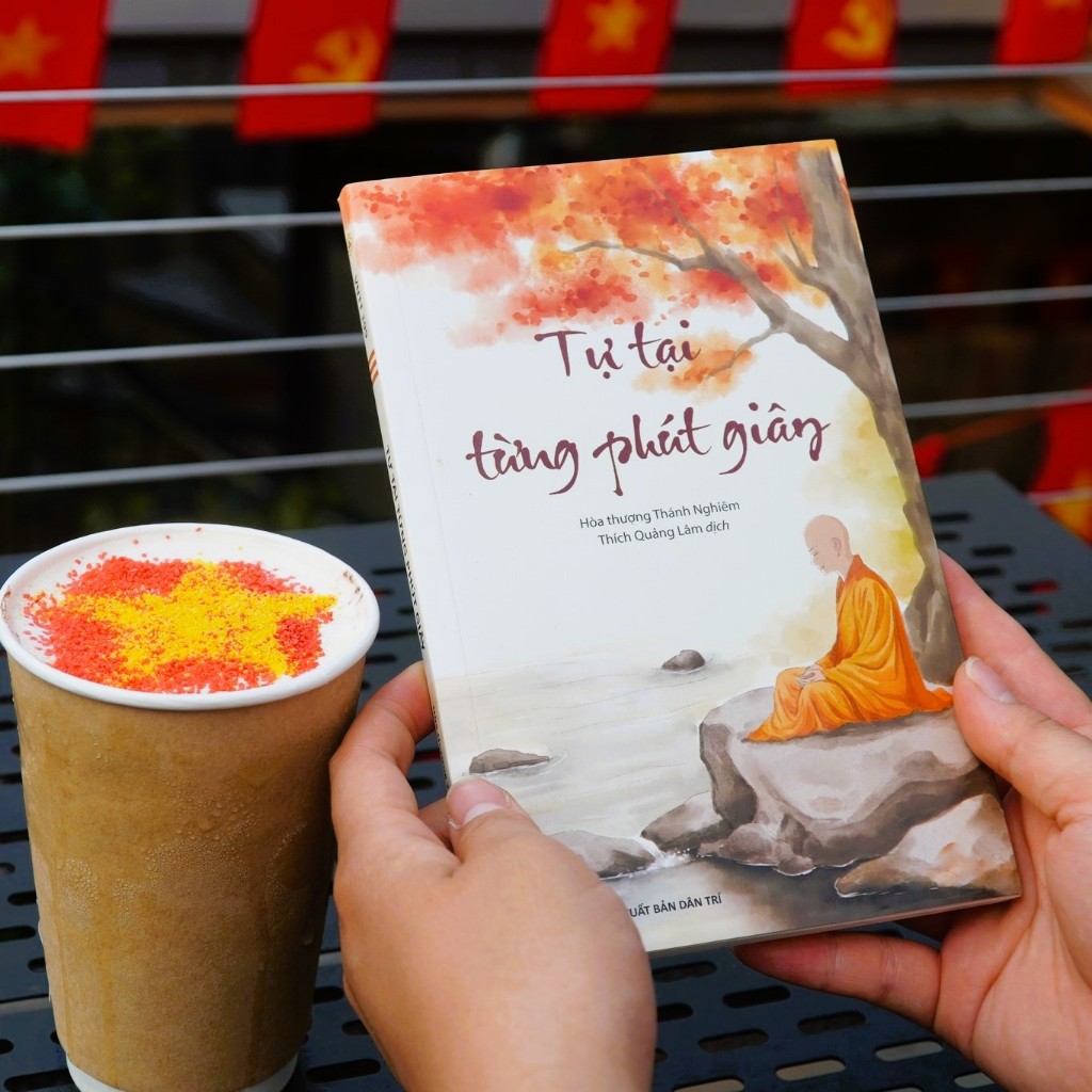 Sách - Tự Tại Từng Phút Giây - Hòa Thượng Thánh Nghiêm - Vĩnh Nghiêm Books