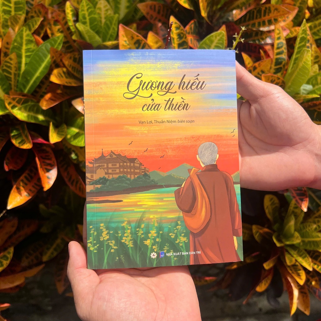 Sách - Gương Hiếu Cửa Thiền - Vĩnh Nghiêm Books