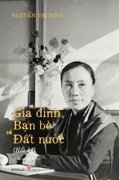Gia đình, bạn bè và đất nước (bìa mềm)