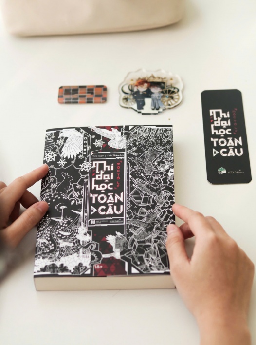 Thi đại học toàn cầu 2 - Bìa mềm - Bản thường