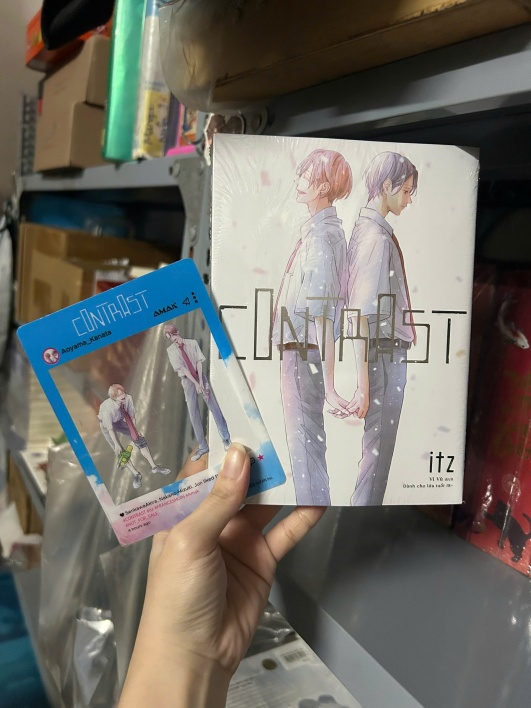 Truyện tranh - Contrast - Tặng kèm Card SNS