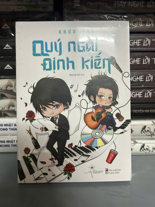 Sách - Quý Ngài Định Kiến (Có mộc AZ)